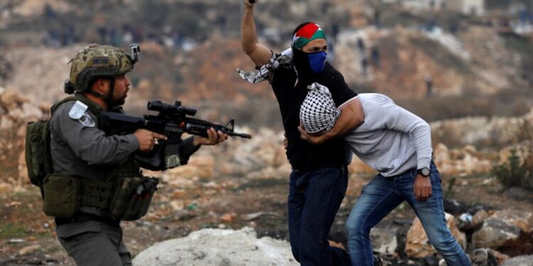 “المستعربون” نشأتهم وأبرز عملياتهم ,,, رجال عصابات صهاينة يتخفون بملابس عربية