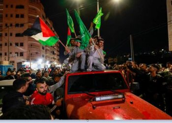 هدنة غزة تدخل يومها الثاني ,,, ومواجهات واعتقالات بالضفة الغربية