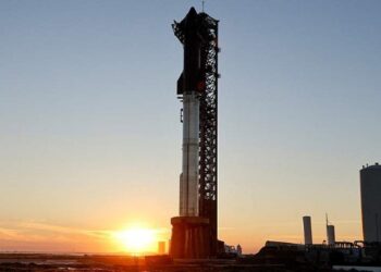 فقـــدان الاتصال بمركبة الفضاء الامريكية Starship