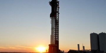 فقـــدان الاتصال بمركبة الفضاء الامريكية Starship