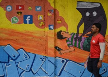 التكنولوجيا تلف حبل “المرض النفسي” حول رقاب المستخدمين