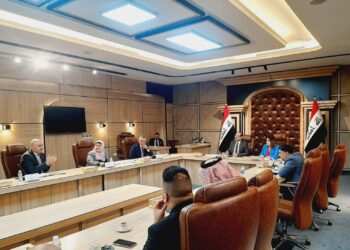 اتفاق على تعييــن 500 من الفاحصين في وزارة الدفاع
