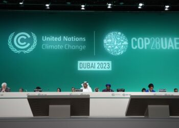 مؤتمر 28 تتبنى إنشاء صندوق لتعويض “الدول المتضررة من تغيّر المناخ”