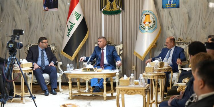 وزير الداخلية يلتقي مع مدراء القنوات الفضائية وبحضور رئيس هيئة الإعلام والاتصالات ونقيب الصحفيين العراقيين