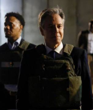 بعد اجتماعه بالسوداني .. بلينكن يطلق “تحذيراً” من استغلال حرب غزة