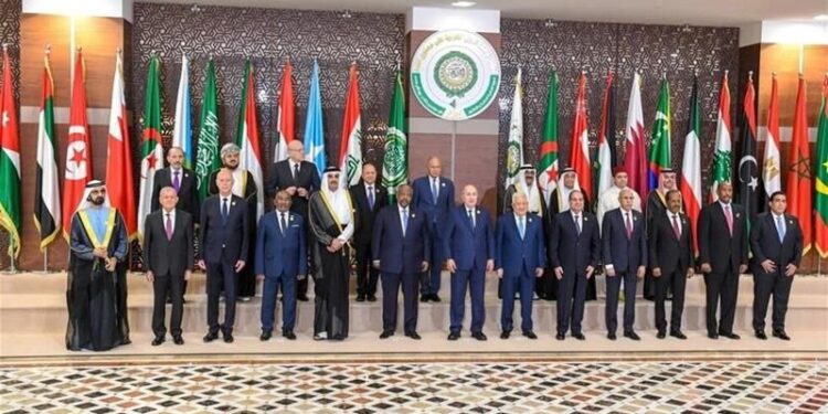 رئيس الجمهورية يتوجه إلى السعودية للمشاركة في القمة “العربية الاسلامية”