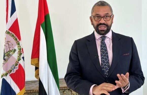 بريطانيا تحث إيران على استخدام نفوذها لمنع تصعيد الصراع بين إسرائيل وحماس