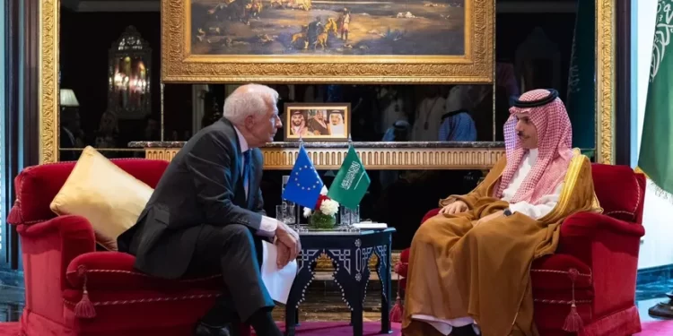 تحرك “عربي إسلامي” يبدأ من الصـــين .. لوقف حرب غزة