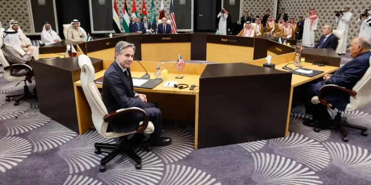 السعودية .. بحثنا وقف القتال في غزة باجتماع الوزراء العرب مع بلينكن