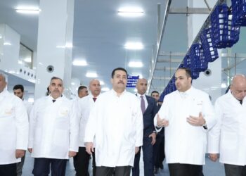 السوداني يفتتح مشروعًا متكاملًا للدواجن في كربلاء