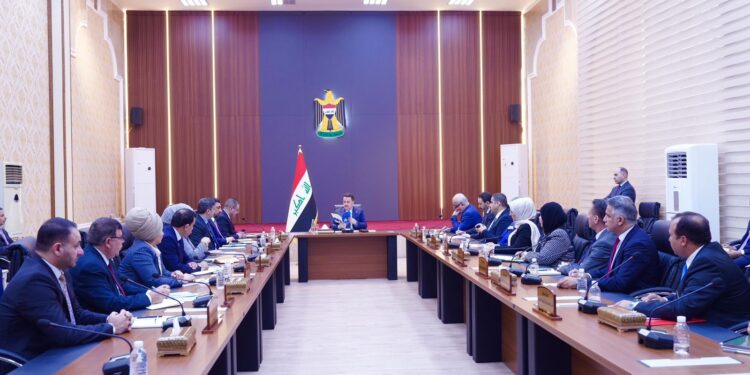 السوداني يزور مقرّ وزارة التجارة