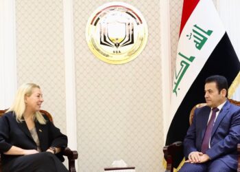 الأعرجي يلتقي السفيرة الكندية