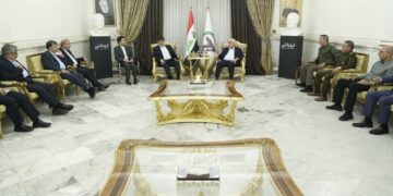 رئيس هيئة الحشد الشعبي يلتقي قائد الشرطة الإيرانية