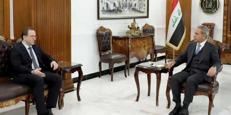 رئيس مجلس القضاء يلتقي السفير الروسي