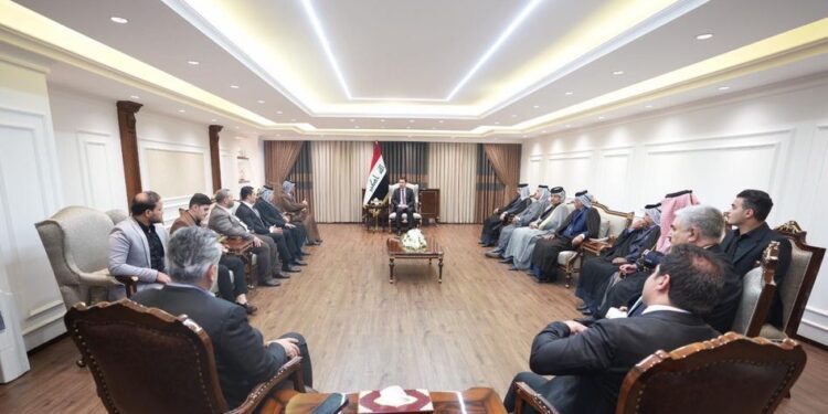 شاخوان عبدالله يؤكد ضرورة بذل الجهود لـمعالجة ملف الخدمات في “محافظات الوسط والجنوب”