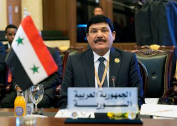 السفير السوري يعلن رفع الموافقة المسبقة عن العراقيين الراغبين بزيارة سوريا