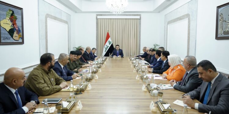 السوداني يرأس اجتماعاً لفريق الجهد الخدمي والهندسي