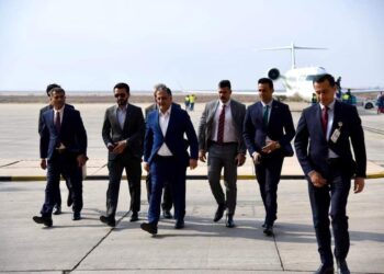 وزير الشباب والرياضة يصل إلى البصرة