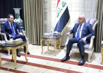 وزير الصحة يلتقي السفير الفرنسي