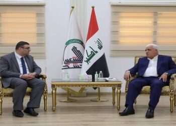 الفياض يستقبل رئيس هيئة الاعلام والاتصالات