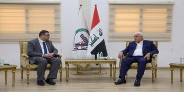 الفياض يستقبل رئيس هيئة الاعلام والاتصالات