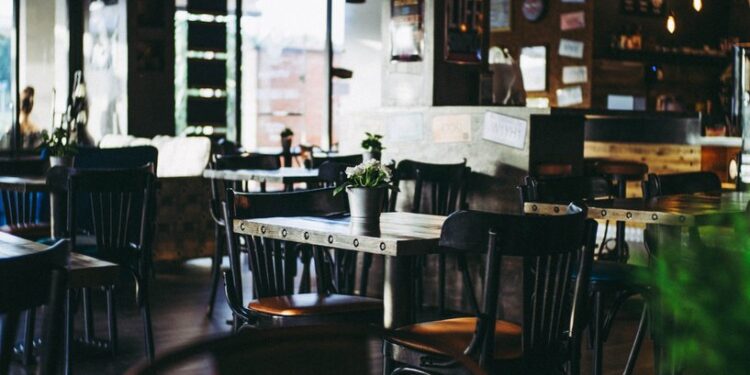 امريكا.. مطعم يفرض غرامة على أهالي “الأطفال الأشقياء” ,, لأنهم مزعـــجون