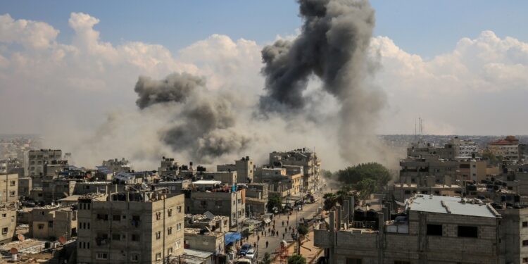 ما هي العبوات الناسفة وما تاريخها ؟