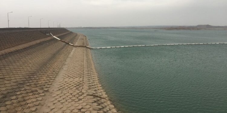 غرق موظف حكومي في بحيرة حمرين