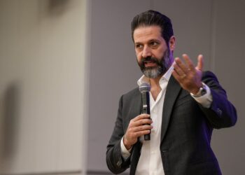 قوباد طالباني .. الدستور أصبح كـ”قائمة طعام”