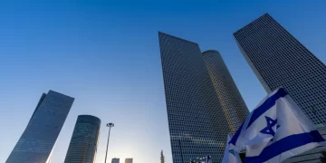 إسرائيل تسجل عجزاً في الميزانية وشحاً في الطماطم