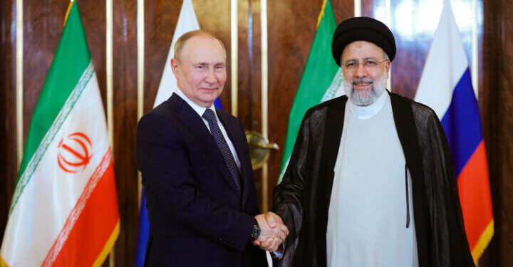 الرئيس الايراني يزور موسكو لإجراء مشاورت مع بوتين بشأن غزة