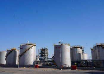 خلال شهر العراق يتصدر أكبر 5 صفقات نفطية