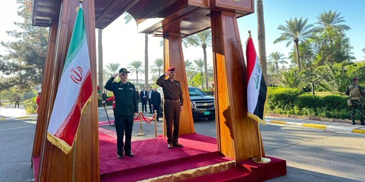 محمد باقري يقترح إجـــراء “مناورات حدودية مشتركة بين العراق وإيران”