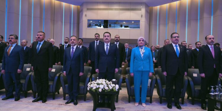 السوداني .. التحديات التي يواجهها المجتمع معظمها ذات “جذور اقتصادية”