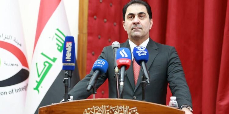 المندلاوي .. البرلمان بصدد تعديل قانون استرداد عائدات الفساد