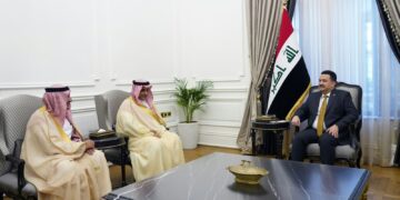 السوداني يستقبل السفير السعودي