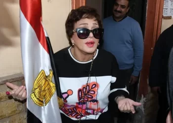 الفنانة لبلبة أمام القضاء لـ”تصويتها مرتين” بانتخابات الرئاسة المصرية