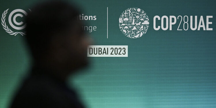 كوب 28 .. خفض استهلاك “النفط” لمدة 27 عاما ,, “رغم الرفض”