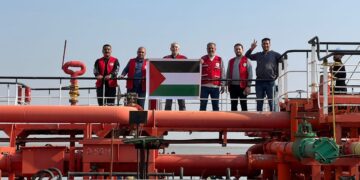 ارسال 10 ملايين لتر من الوقود إلى فلسطين