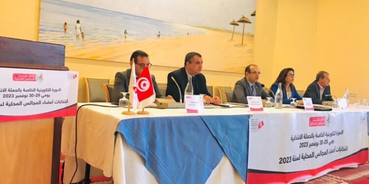 تونس .. “الانتخابات المحليّة “مقاطعة حزبيّة ولامبالاة شعبيّة