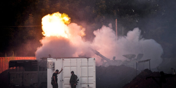 اسرائيل تعلن مهاجمة “سلسة أهداف” لحزب الله داخل لبنان