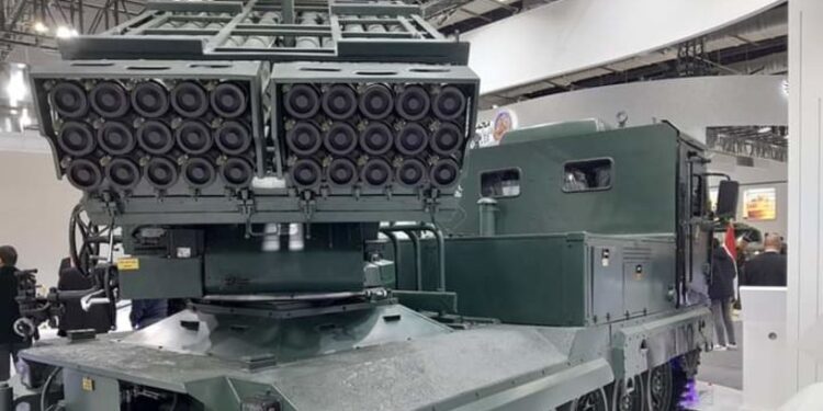 مصر  .. تدشين أول “راجمة صواريخ” محلية الصنع