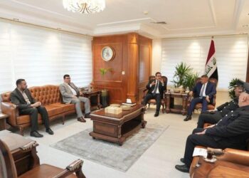 وزير الداخلية يستقبل وزير التجارة