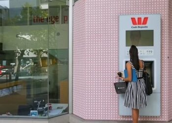 فتاة تخسر كل تحويشة العمر ,, برسالة من إيميل مزيف