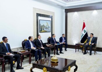 السوداني يستقبل وزير التنمية الرقمية والنقل الأذربيجاني