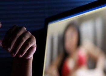 آفة التطبيقات الرقمية … “تعرية الأجساد”