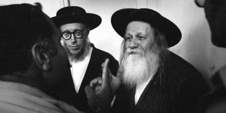الحاخام موشيه هيرش الذي وقف ضـــد تأسيس دولة إسرائيل