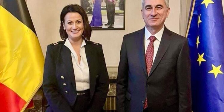 سفير العراق في بلجيكا يبحث مع رئيس مجلس الشيوخ البلجيكي سبل تعزيز العلاقات الثنائية بين البلدين