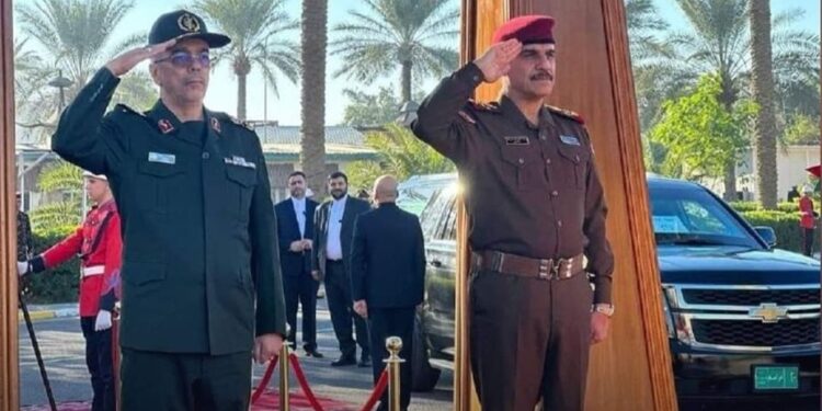 رئيس اركان الجيش العراقي يلتقي رئيس الاركان الايراني