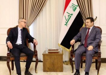 الأعرجي يلتقي القائم بالأعمال الفرنسي في بغداد